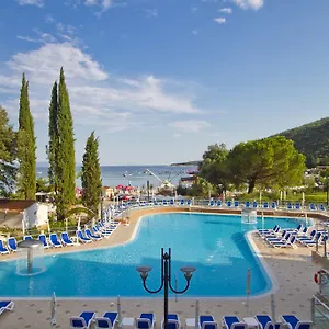 Отель Mimosa Lido Palace - Maslinica &, Рабац